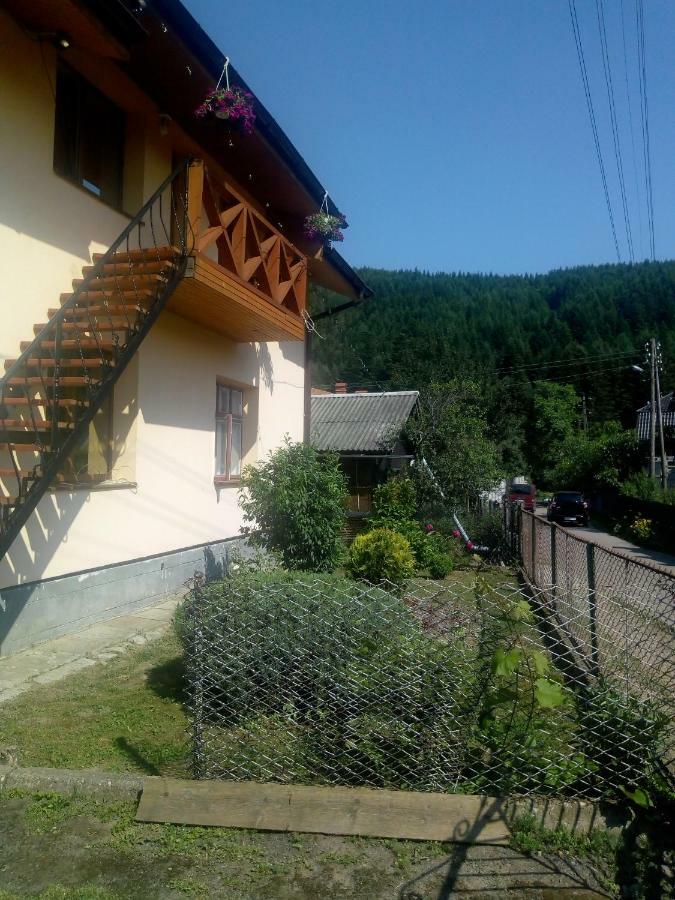 Садиба У Богдана Skole Exterior foto